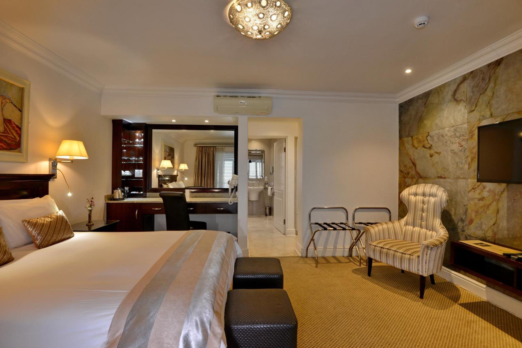 The Coach House At Val Du Charron Hotel Wellington Ngoại thất bức ảnh