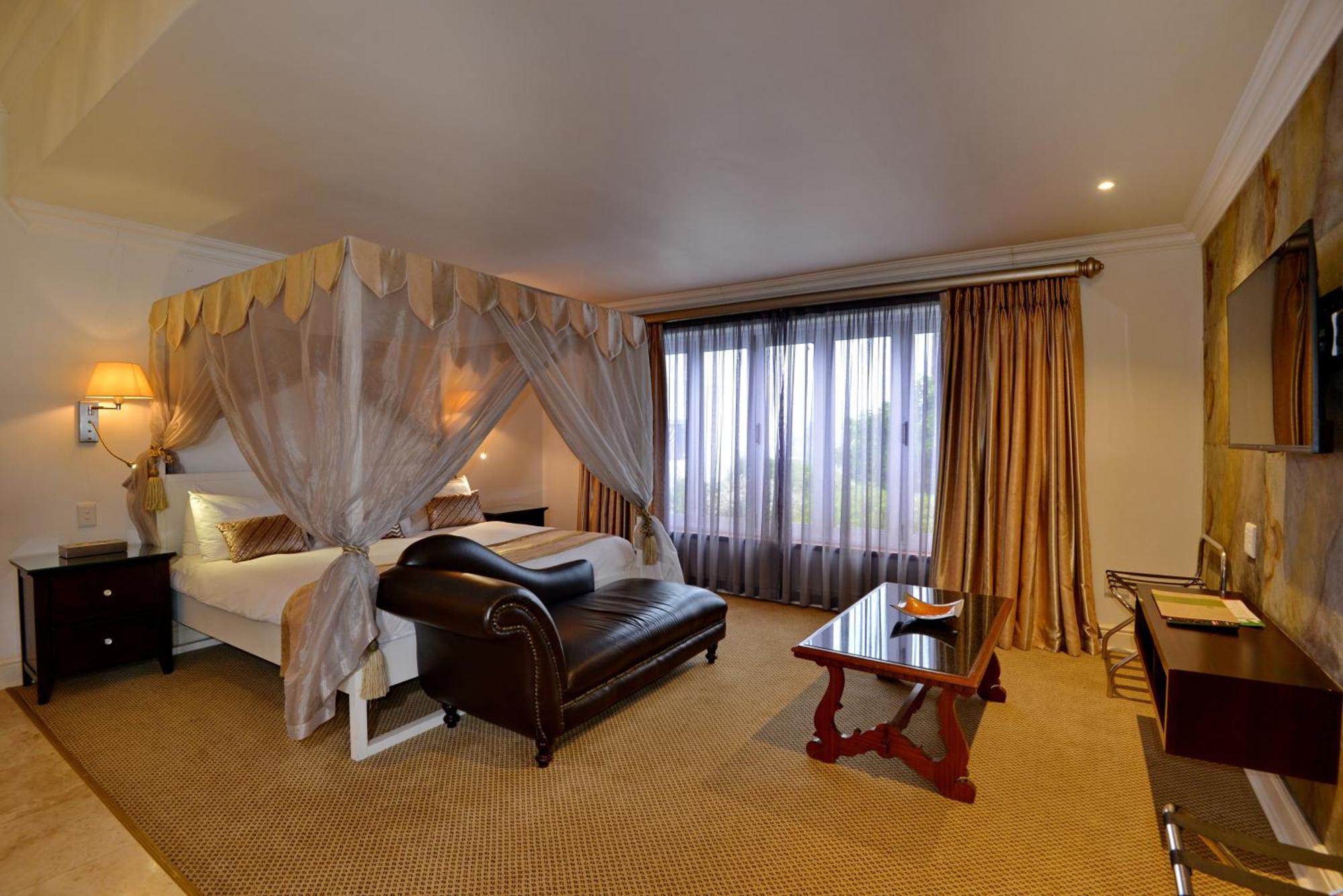 The Coach House At Val Du Charron Hotel Wellington Ngoại thất bức ảnh