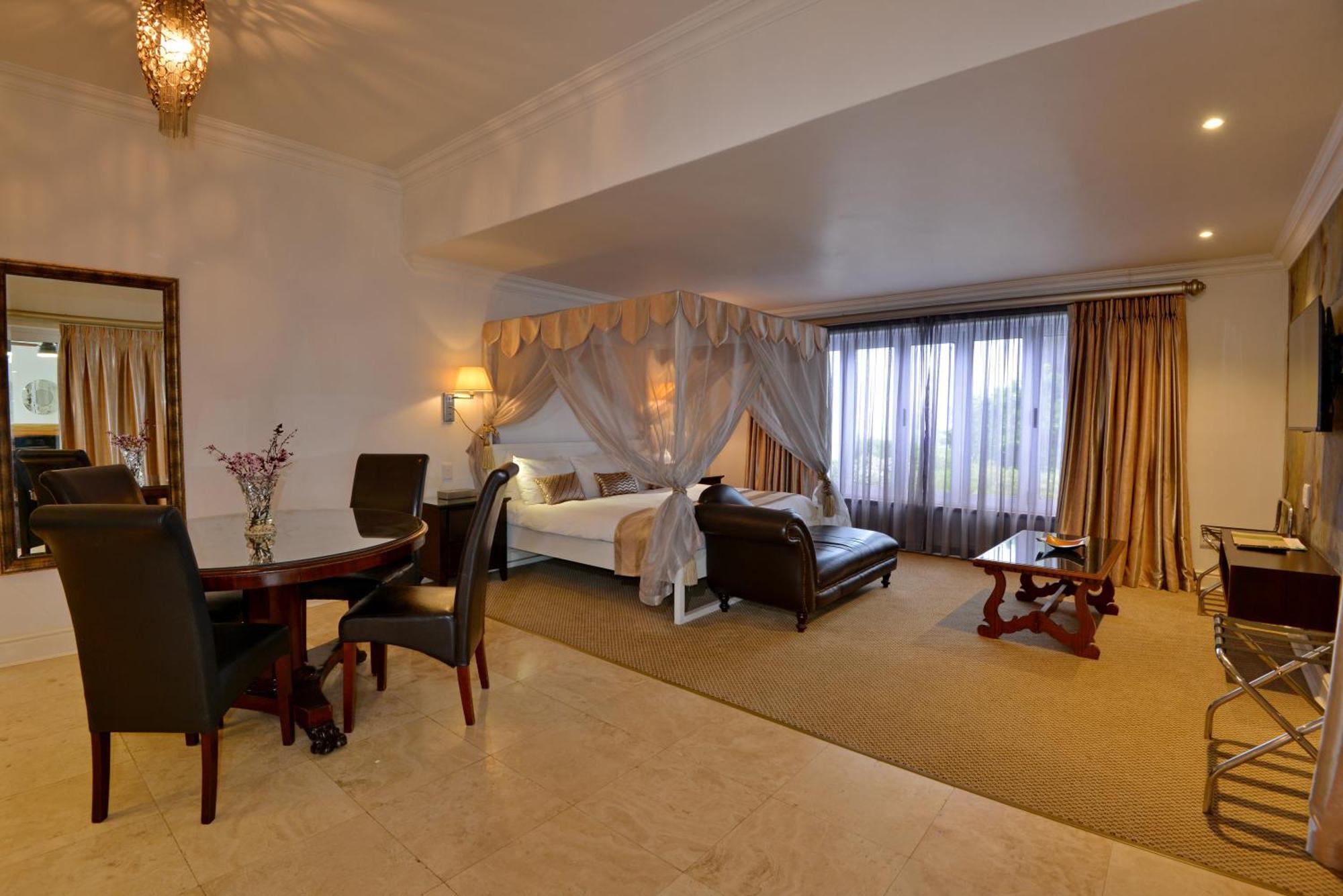 The Coach House At Val Du Charron Hotel Wellington Ngoại thất bức ảnh
